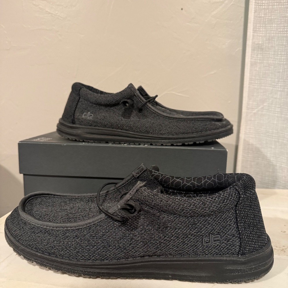 Hey Dude Wally Sox Micro Mens Size 11 Black Excellent Casual Slip On Loafers